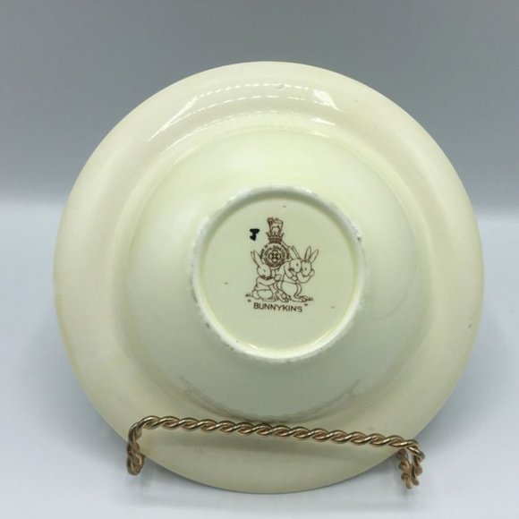 Monochrome Logo Royal Doulton Bunnykins Visiting the Cottage bowl - Picture 3 of 3